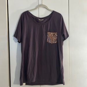 Women’s size XL Cheeky’s short sleeve top with sequin pocket. New without tags.